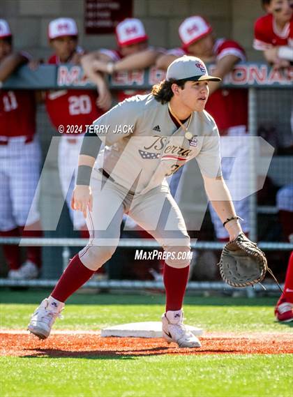 Thumbnail 2 in JSerra Catholic @ Mater Dei photogallery.