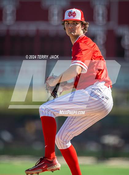Thumbnail 3 in JSerra Catholic @ Mater Dei photogallery.