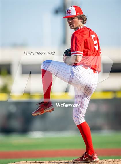 Thumbnail 2 in JSerra Catholic @ Mater Dei photogallery.
