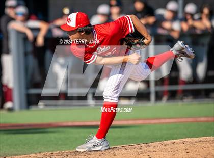 Thumbnail 2 in JSerra Catholic @ Mater Dei photogallery.