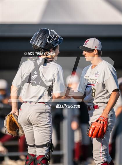 Thumbnail 2 in JSerra Catholic @ Mater Dei photogallery.