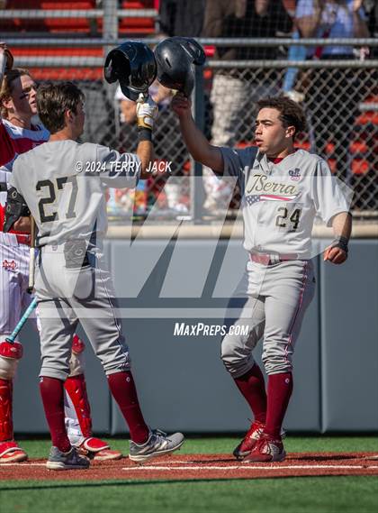 Thumbnail 1 in JSerra Catholic @ Mater Dei photogallery.