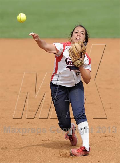Thumbnail 1 in Mary Star of the Sea vs. Bellarmine-Jefferson (CIF SS D6 Final) photogallery.