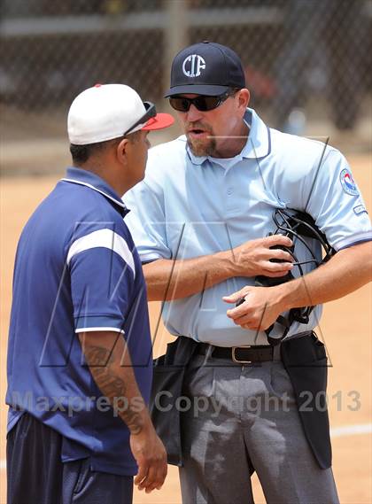 Thumbnail 2 in Mary Star of the Sea vs. Bellarmine-Jefferson (CIF SS D6 Final) photogallery.