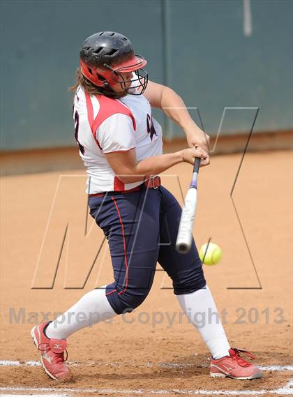 Thumbnail 1 in Mary Star of the Sea vs. Bellarmine-Jefferson (CIF SS D6 Final) photogallery.