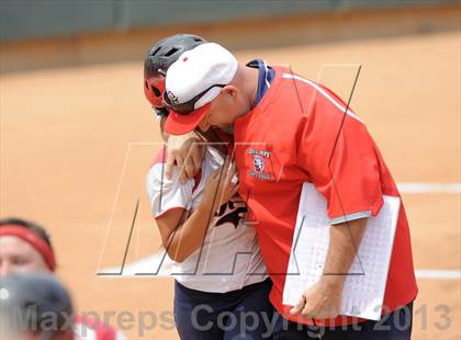Thumbnail 1 in Mary Star of the Sea vs. Bellarmine-Jefferson (CIF SS D6 Final) photogallery.