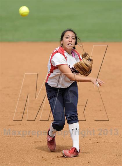 Thumbnail 2 in Mary Star of the Sea vs. Bellarmine-Jefferson (CIF SS D6 Final) photogallery.