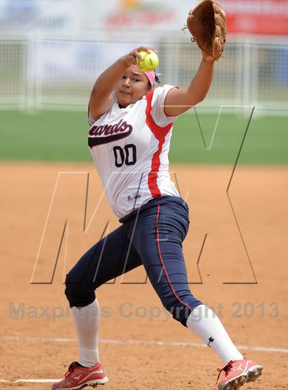 Thumbnail 3 in Mary Star of the Sea vs. Bellarmine-Jefferson (CIF SS D6 Final) photogallery.