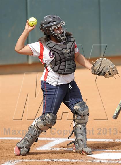 Thumbnail 3 in Mary Star of the Sea vs. Bellarmine-Jefferson (CIF SS D6 Final) photogallery.