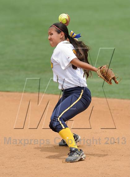 Thumbnail 1 in Mary Star of the Sea vs. Bellarmine-Jefferson (CIF SS D6 Final) photogallery.