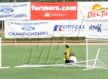 Thumbnail 3 in Mary Star of the Sea vs. Bellarmine-Jefferson (CIF SS D6 Final) photogallery.