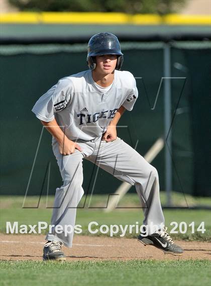 Thumbnail 2 in River Valley @ Inderkum photogallery.
