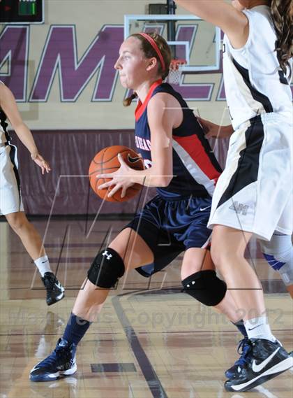 Thumbnail 2 in Archbishop Mitty vs. Sacred Heart (Nike Tournament of Champions) photogallery.