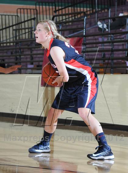Thumbnail 3 in Archbishop Mitty vs. Sacred Heart (Nike Tournament of Champions) photogallery.