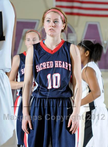 Thumbnail 3 in Archbishop Mitty vs. Sacred Heart (Nike Tournament of Champions) photogallery.