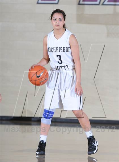 Thumbnail 3 in Archbishop Mitty vs. Sacred Heart (Nike Tournament of Champions) photogallery.