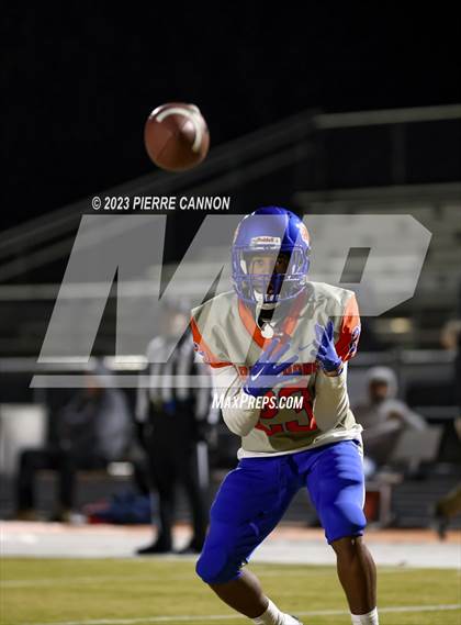 Thumbnail 2 in Armstrong (Kennedy) vs Brentsville District (VHSL Class 3 Region Final) photogallery.