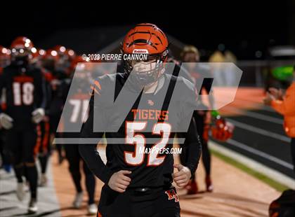 Thumbnail 2 in Armstrong (Kennedy) vs Brentsville District (VHSL Class 3 Region Final) photogallery.