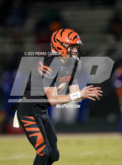 Thumbnail 3 in Armstrong (Kennedy) vs Brentsville District (VHSL Class 3 Region Final) photogallery.