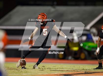Thumbnail 1 in Armstrong (Kennedy) vs Brentsville District (VHSL Class 3 Region Final) photogallery.