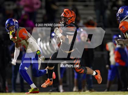 Thumbnail 2 in Armstrong (Kennedy) vs Brentsville District (VHSL Class 3 Region Final) photogallery.
