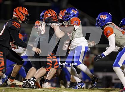 Thumbnail 3 in Armstrong (Kennedy) vs Brentsville District (VHSL Class 3 Region Final) photogallery.