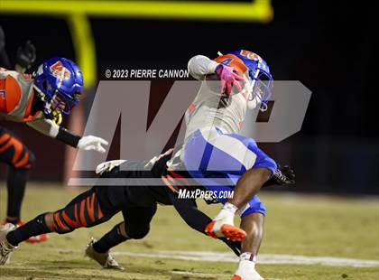 Thumbnail 2 in Armstrong (Kennedy) vs Brentsville District (VHSL Class 3 Region Final) photogallery.