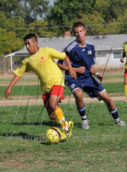 Thumbnail 3 in Vacaville Christian @ Encina Prep photogallery.