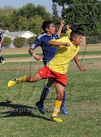 Thumbnail 3 in Vacaville Christian @ Encina Prep photogallery.