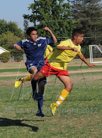 Thumbnail 2 in Vacaville Christian @ Encina Prep photogallery.
