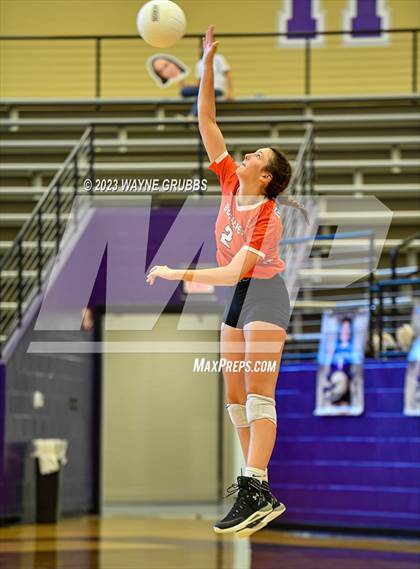 Thumbnail 3 in Gilmer @ Hallsville photogallery.
