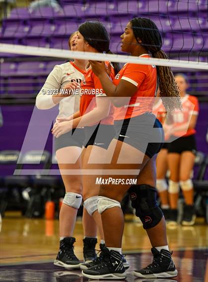 Thumbnail 2 in Gilmer @ Hallsville photogallery.