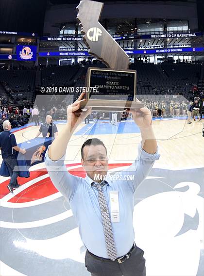 Thumbnail 1 in Notre Dame vs. Pleasant Valley (CIF State D3 Final) photogallery.
