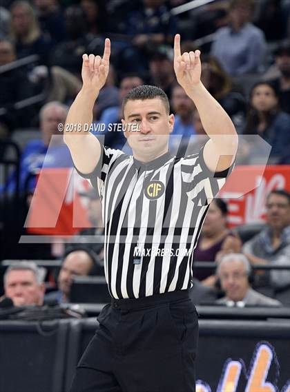 Thumbnail 2 in Notre Dame vs. Pleasant Valley (CIF State D3 Final) photogallery.