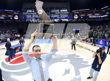 Thumbnail 3 in Notre Dame vs. Pleasant Valley (CIF State D3 Final) photogallery.