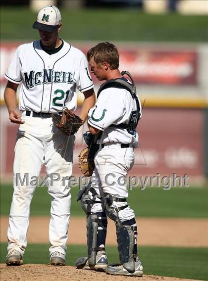 Thumbnail 2 in Round Rock Westwood vs. McNeil photogallery.