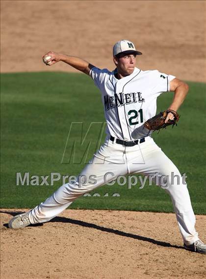Thumbnail 2 in Round Rock Westwood vs. McNeil photogallery.