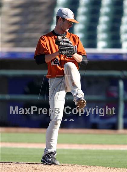 Thumbnail 2 in Round Rock Westwood vs. McNeil photogallery.