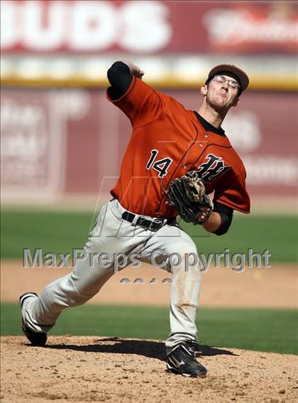 Thumbnail 2 in Round Rock Westwood vs. McNeil photogallery.