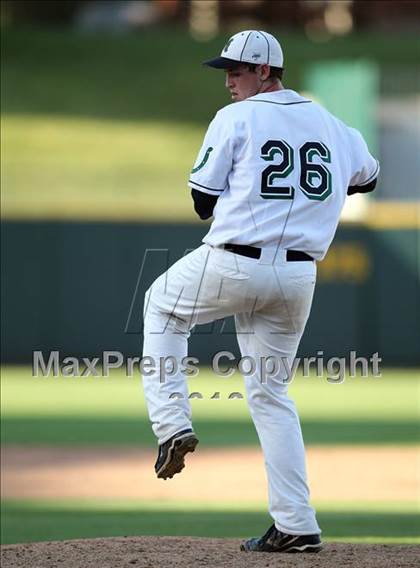 Thumbnail 2 in Round Rock Westwood vs. McNeil photogallery.
