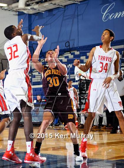 Thumbnail 3 in Fort Bend Travis vs Deer Park (Insperity Holiday Classic) photogallery.