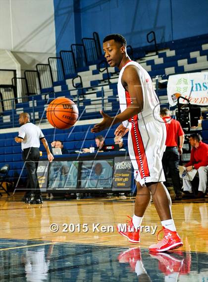 Thumbnail 3 in Fort Bend Travis vs Deer Park (Insperity Holiday Classic) photogallery.