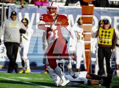 Thumbnail 3 in Uniondale vs. Freeport (Section 8 Conference I Semifinal)  photogallery.