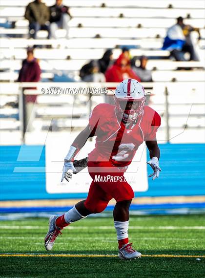 Thumbnail 3 in Uniondale vs. Freeport (Section 8 Conference I Semifinal)  photogallery.