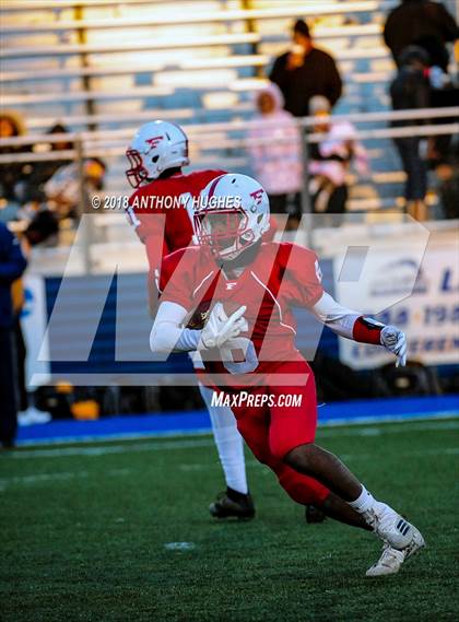 Thumbnail 2 in Uniondale vs. Freeport (Section 8 Conference I Semifinal)  photogallery.