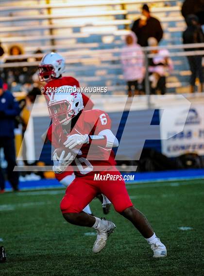 Thumbnail 3 in Uniondale vs. Freeport (Section 8 Conference I Semifinal)  photogallery.