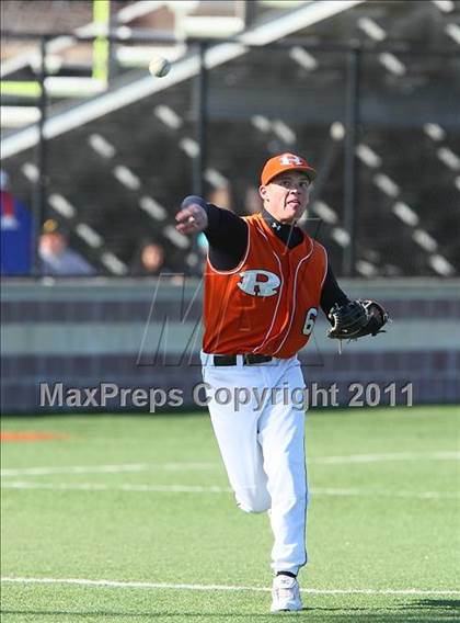 Thumbnail 1 in Bishop Lynch vs. Rockwall (Jesuit Classic) photogallery.