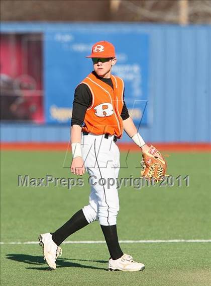 Thumbnail 2 in Bishop Lynch vs. Rockwall (Jesuit Classic) photogallery.