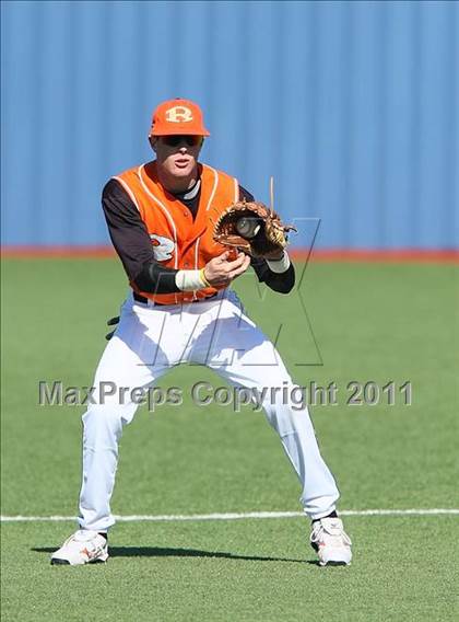 Thumbnail 2 in Bishop Lynch vs. Rockwall (Jesuit Classic) photogallery.