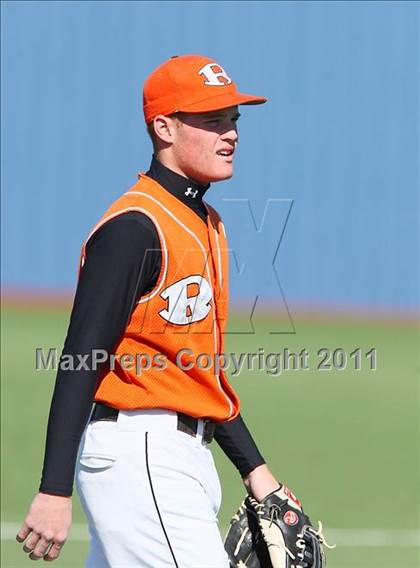 Thumbnail 3 in Bishop Lynch vs. Rockwall (Jesuit Classic) photogallery.